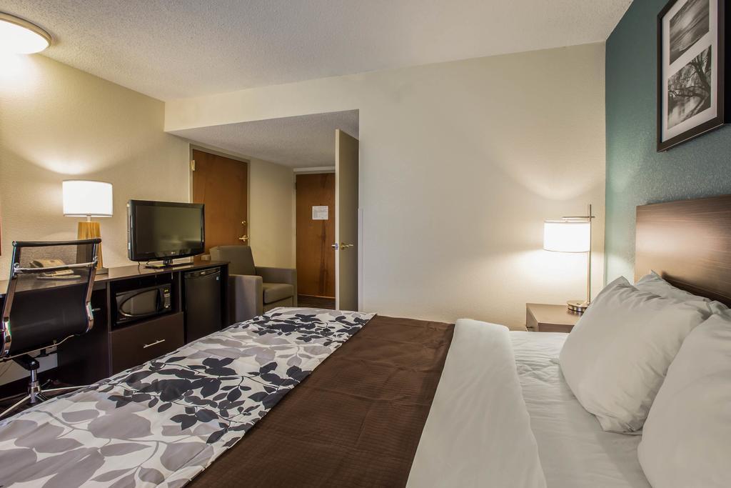 Sleep Inn Greensboro Airport Eksteriør billede