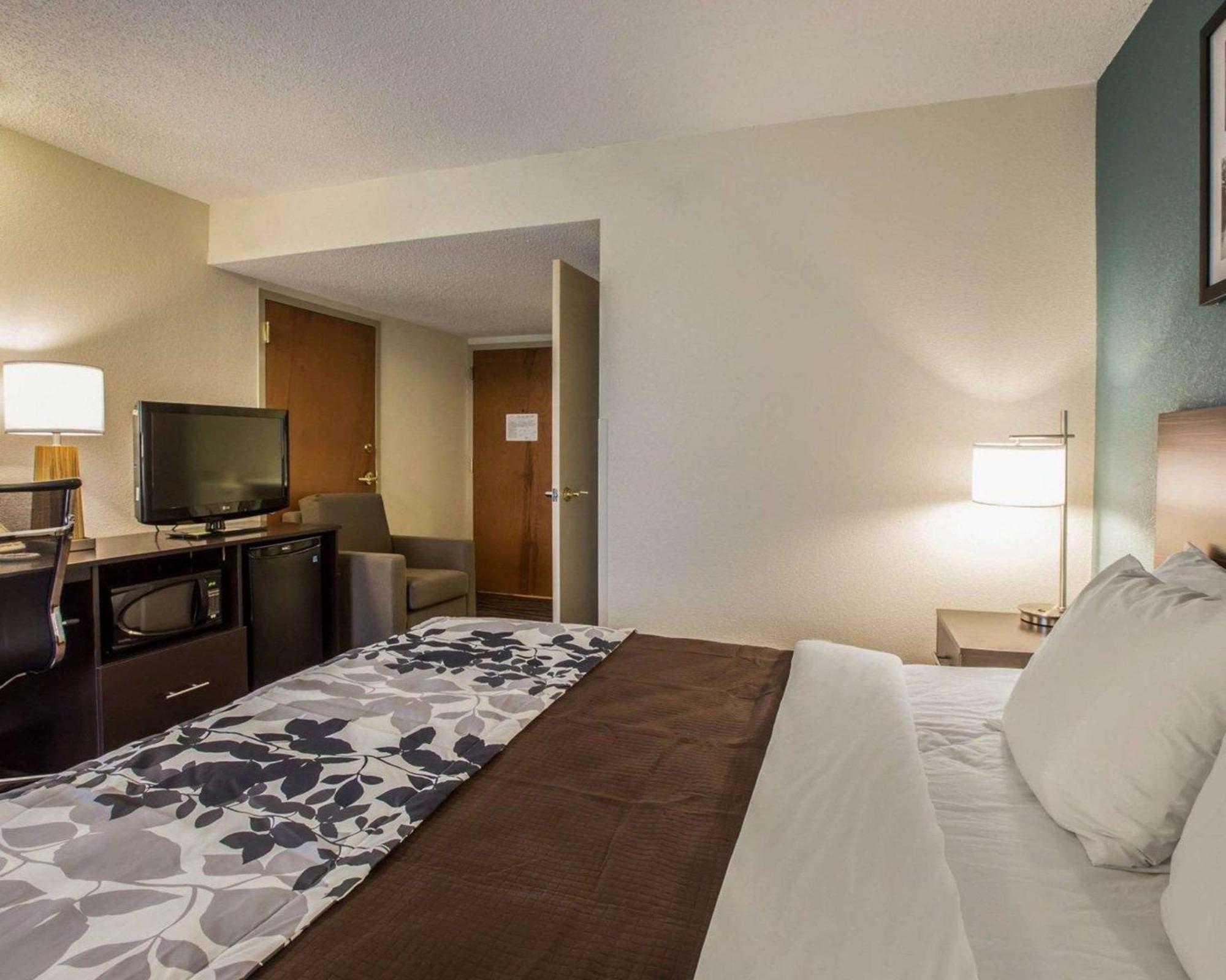 Sleep Inn Greensboro Airport Eksteriør billede