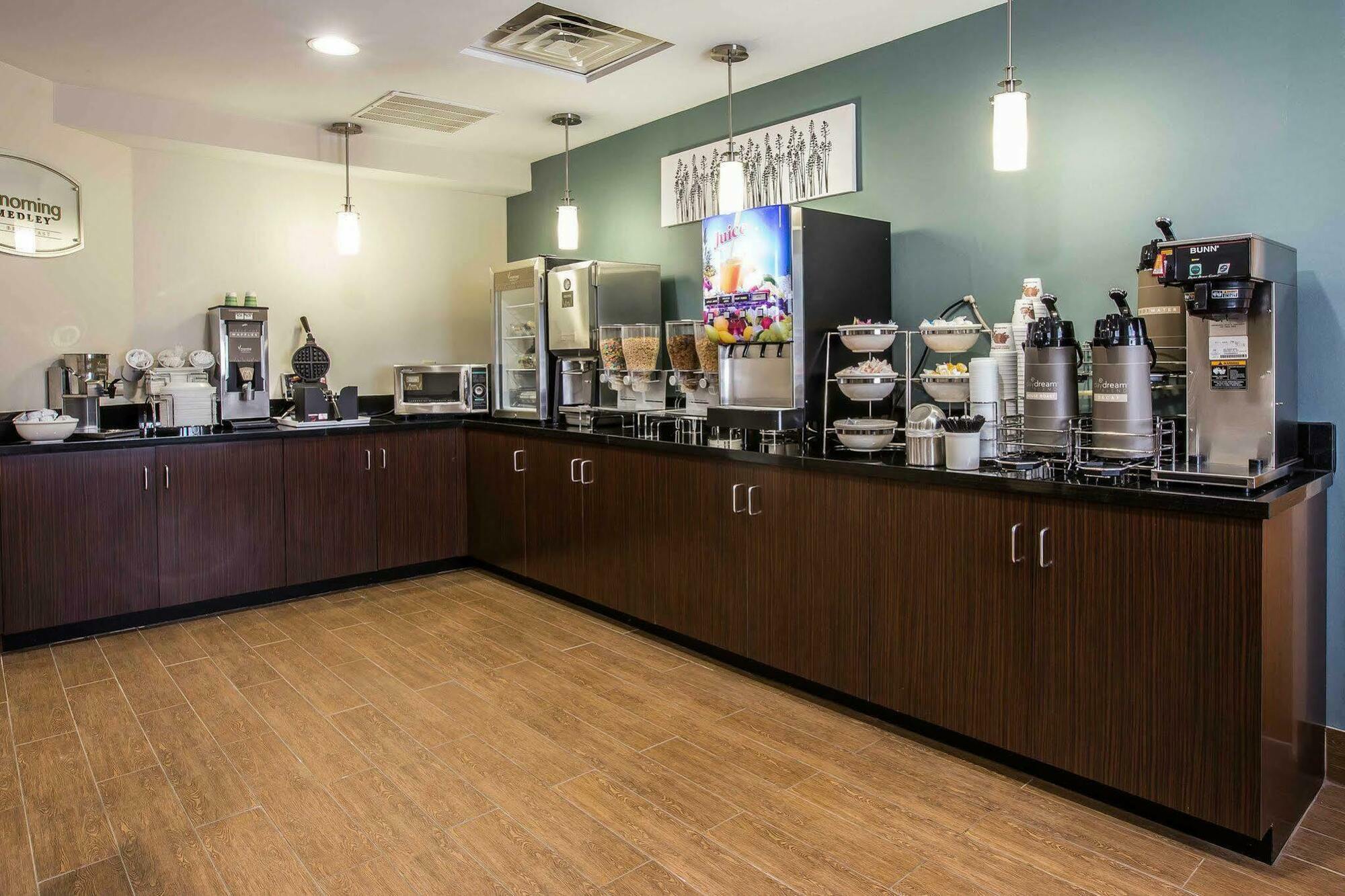 Sleep Inn Greensboro Airport Eksteriør billede