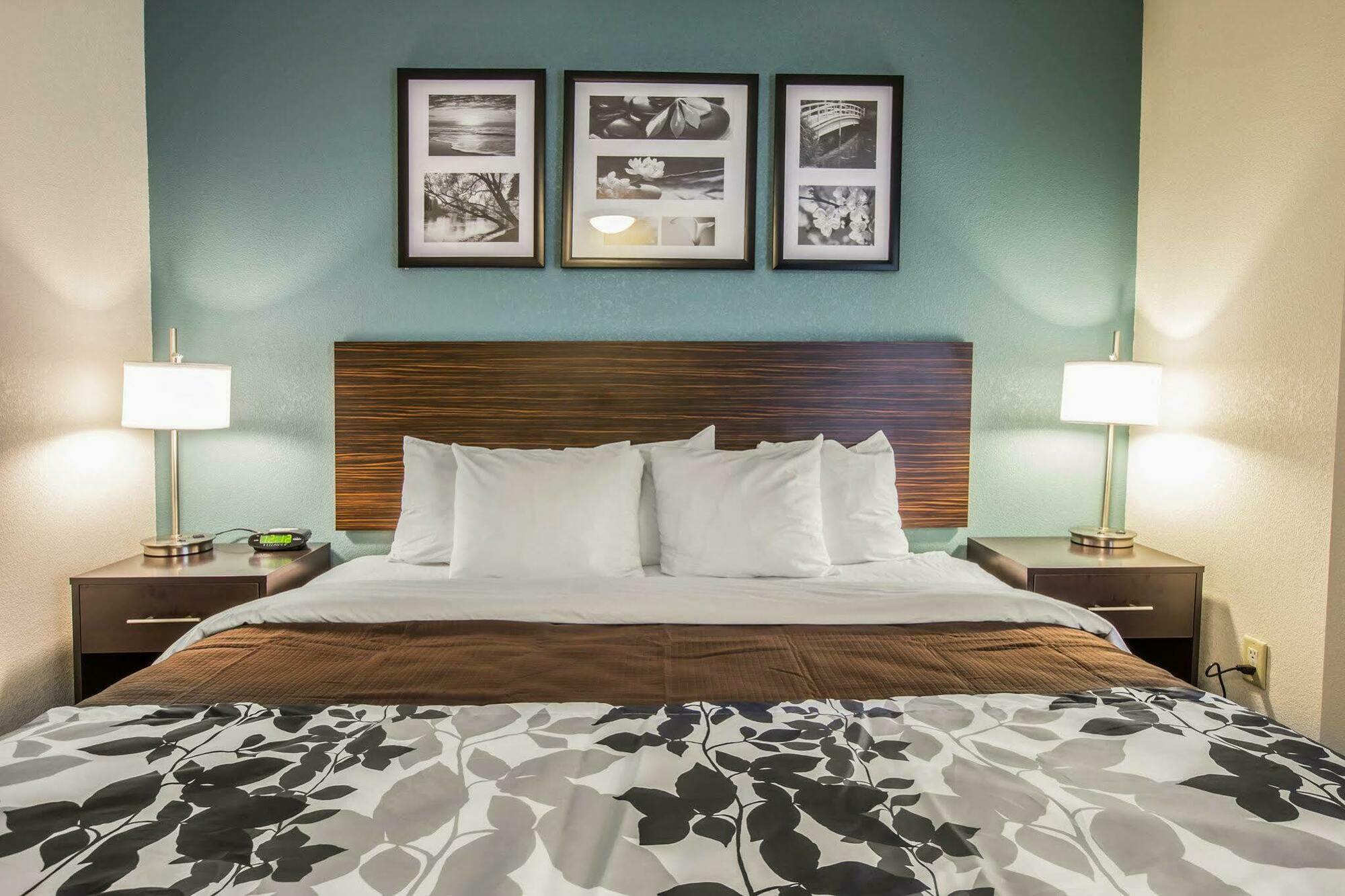 Sleep Inn Greensboro Airport Eksteriør billede